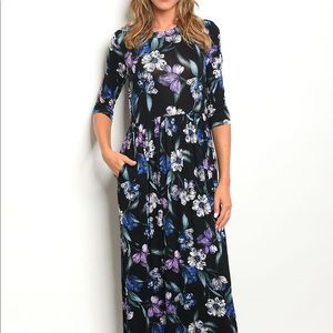 Floral 3/4 Sleeve Maxi Dress